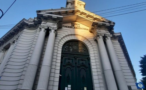 LA BANCARIA 